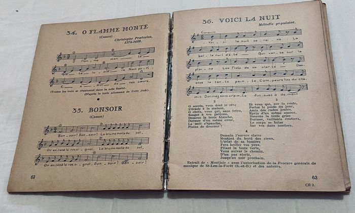 Petit livre de chansons - photo numéro 7
