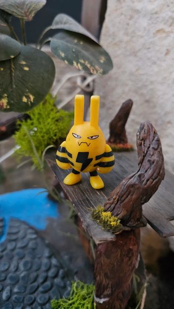 Super figurine Pokemon Nintendo elekid