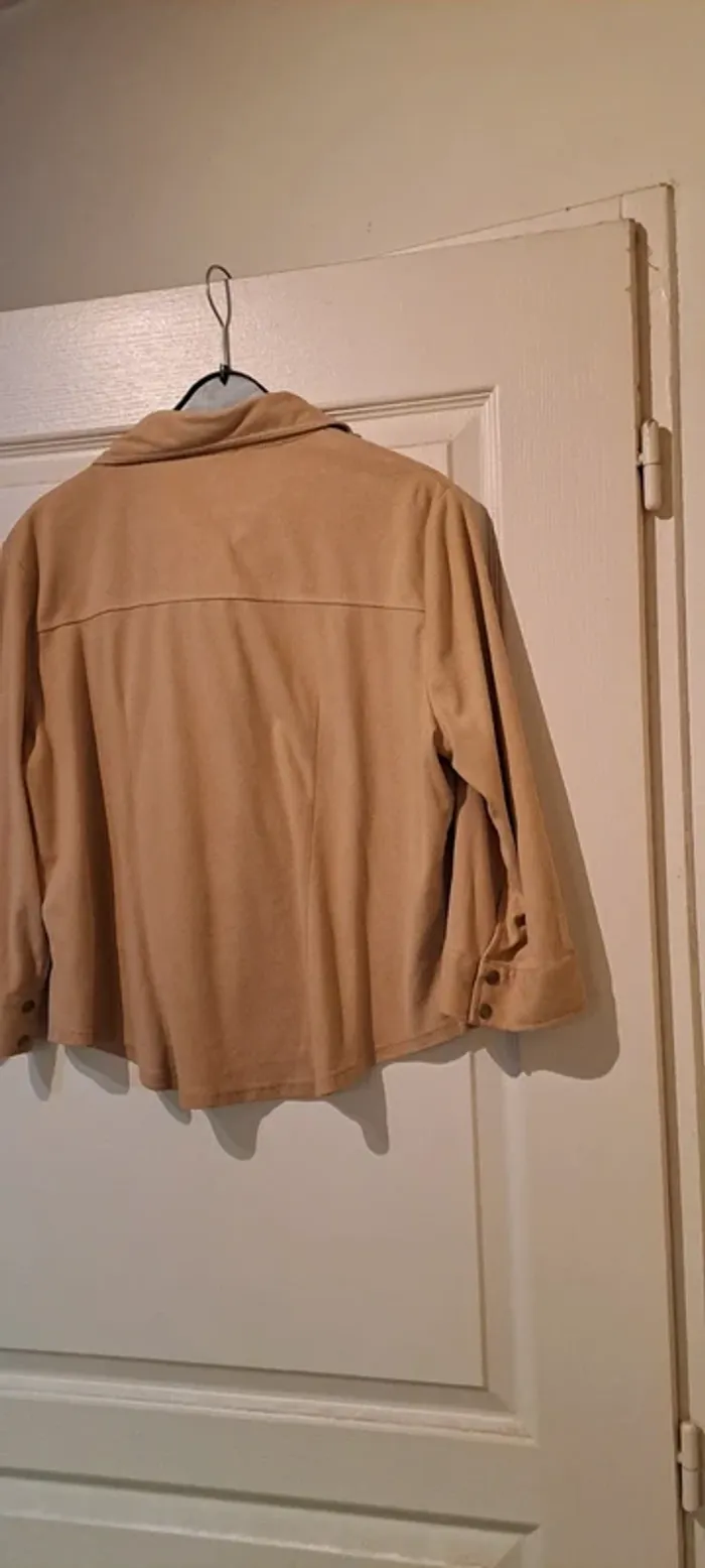 Chemisier/Veste marron clair - Marque Ici et Maintenant - Taille 38 - Très bon état. - photo numéro 7