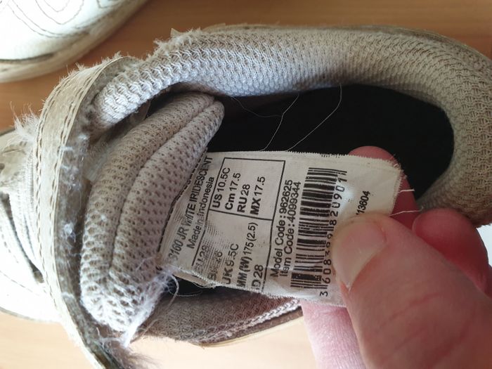 Baskets - Taille 28 - photo numéro 2