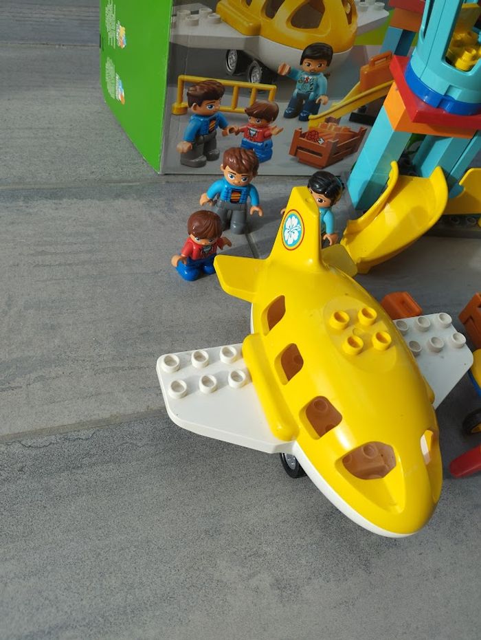 Lego Duplo 10871 Aéroport - photo numéro 2