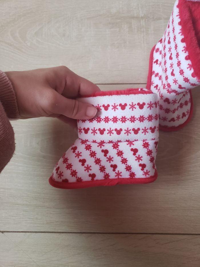 Chaussures 🎀 Primark disney 6-9 mois 2€ - photo numéro 5