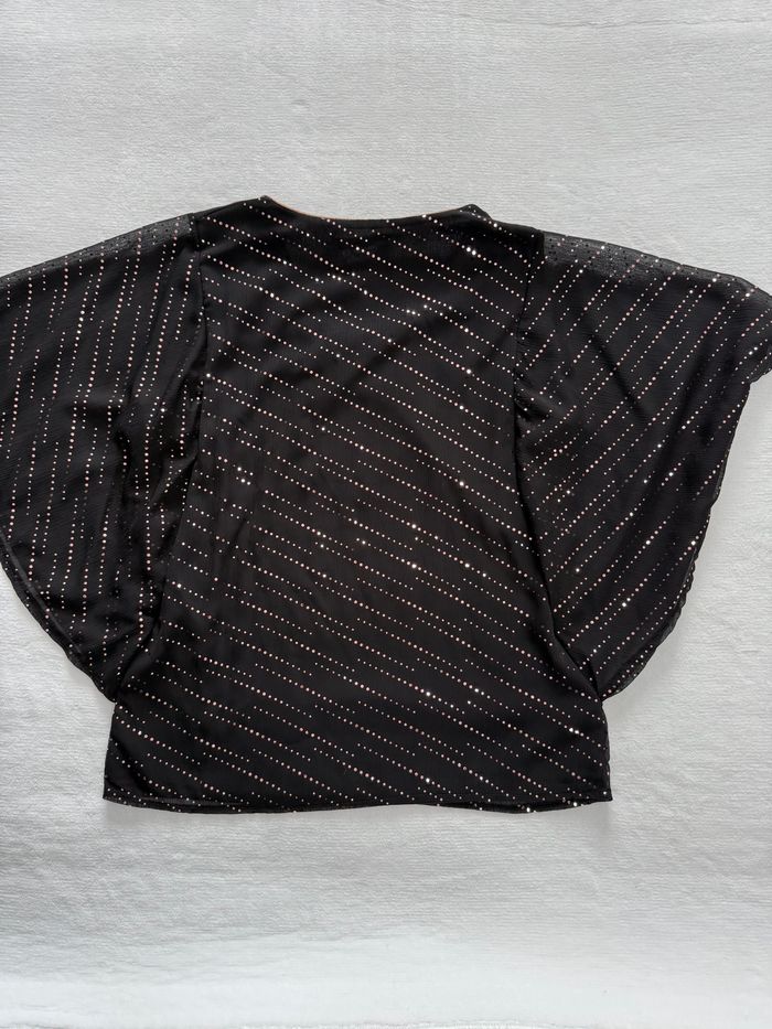 Haut noir brillant Armand Thiery femme – Taille 1 FR 36 / S – Manches larges fluide - photo numéro 4