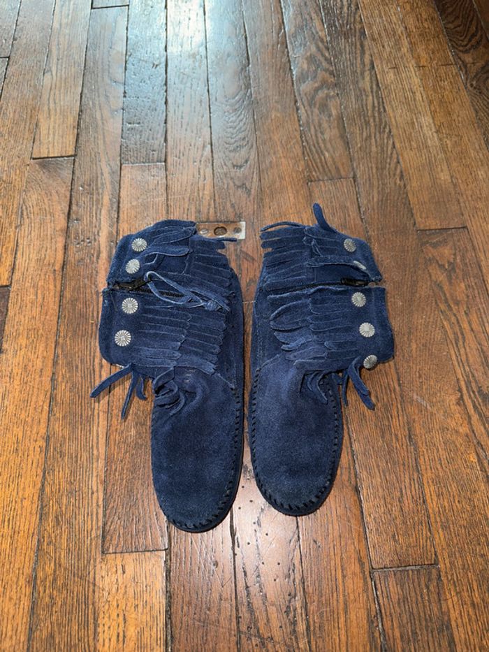 Boots en daim Minnetonka  Taille 5 us (36) - photo numéro 2