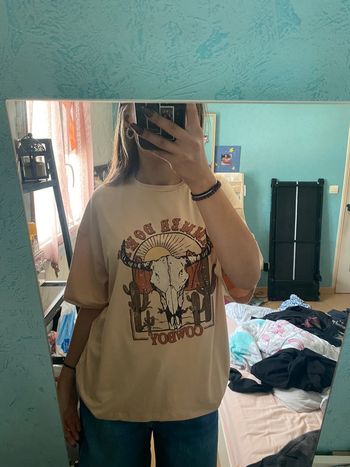 t-shirt large, over size beige à dessin