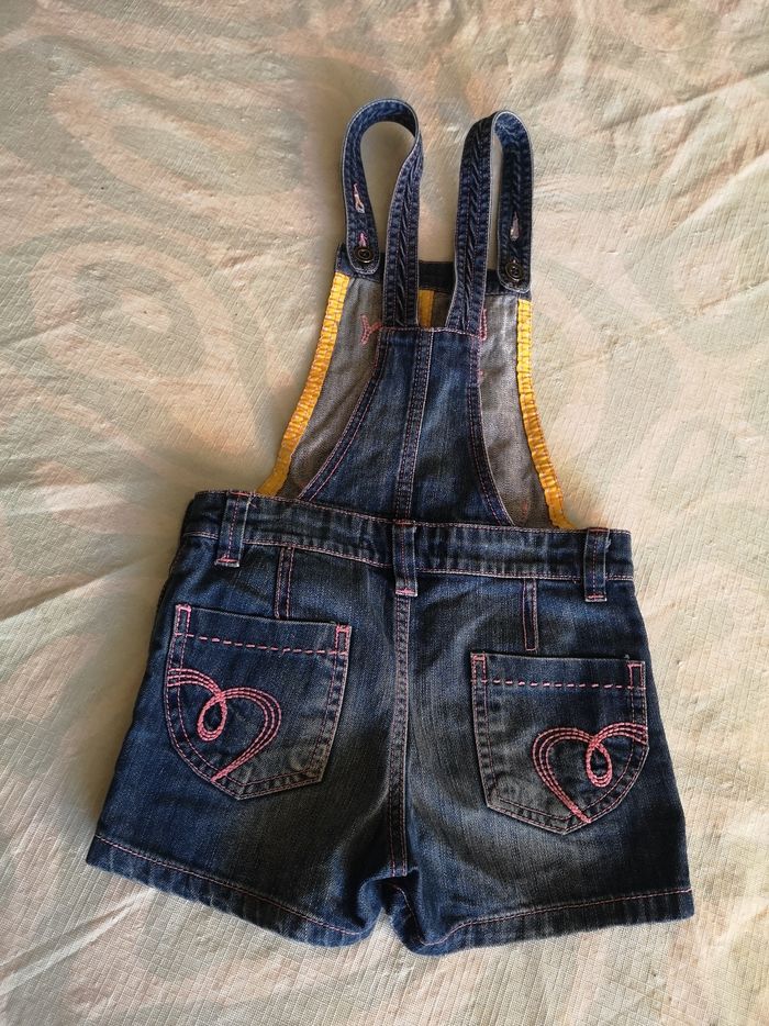 Une salopette short jeans marque Roxy taille 7ans - photo numéro 2