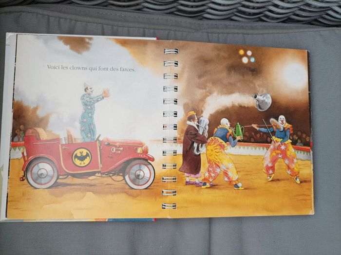 Livre " le cirque" - photo numéro 4