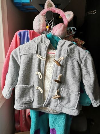 Manteau chaud 23 mois avec capuche petite oreille marque prend ton pouce
