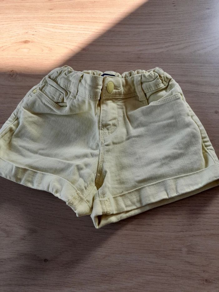 Short jean fille jaune pale 7 ans - photo numéro 2