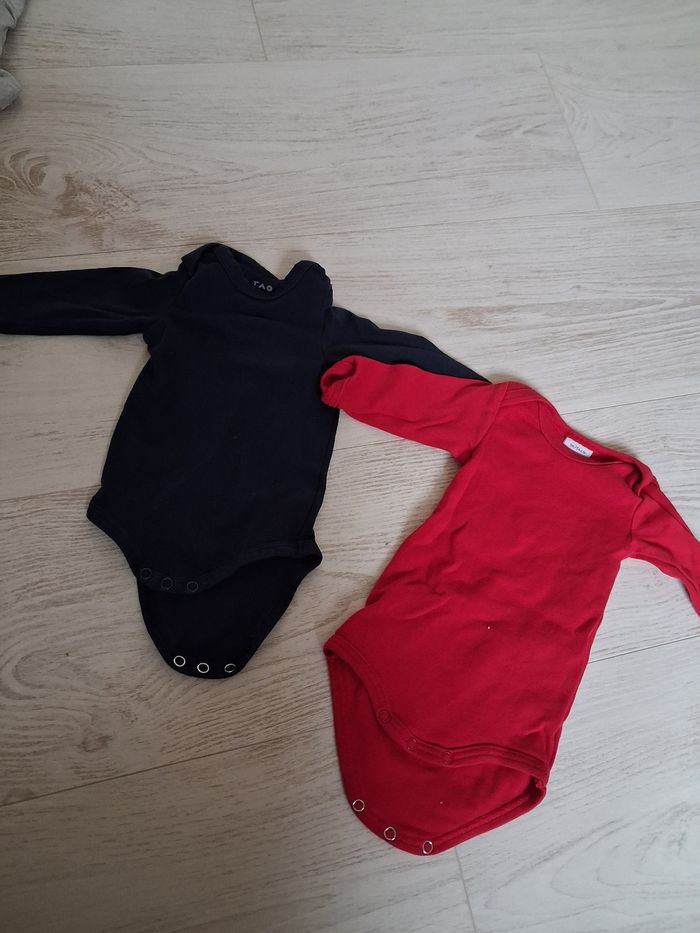 Lot 10 bodies 1 mois - photo numéro 7