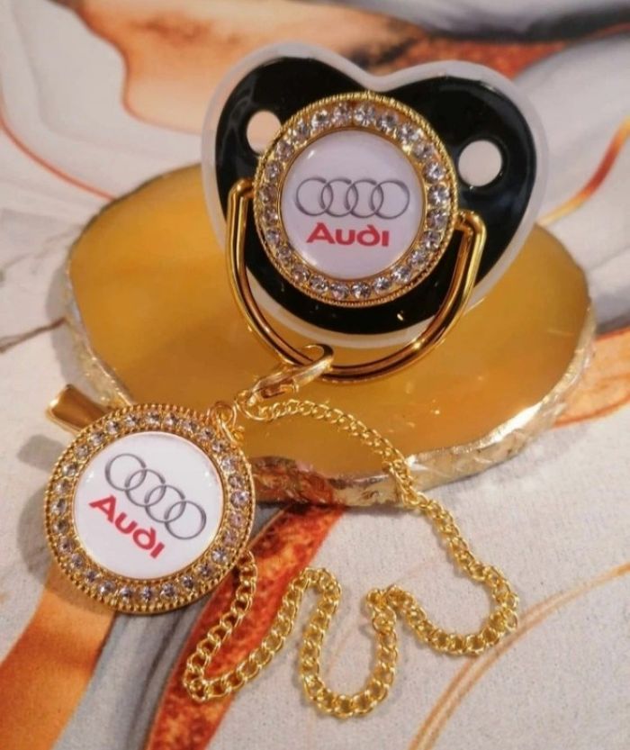 Tétine noir Audi - photo numéro 2