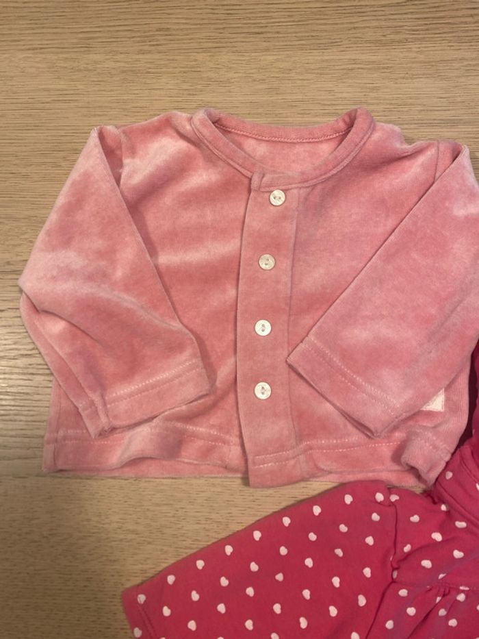 Gilets 3 mois - photo numéro 2