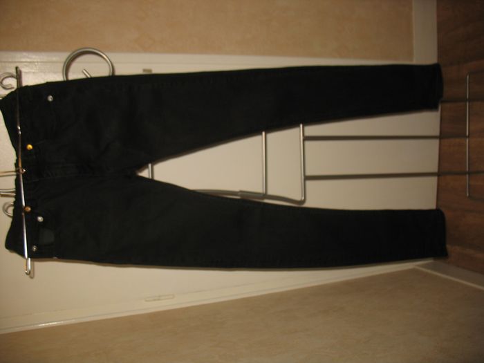 JEAN SLIM NOIR "APRIL 77" - TAILLE 34 - n°01