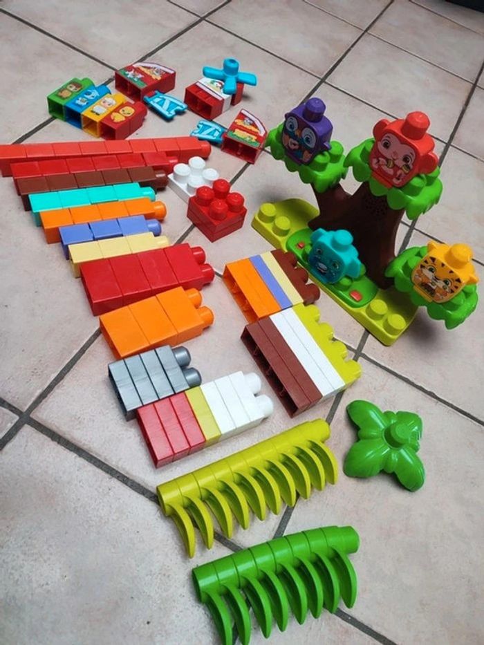 Méga bloks Jungle et Ferme musical