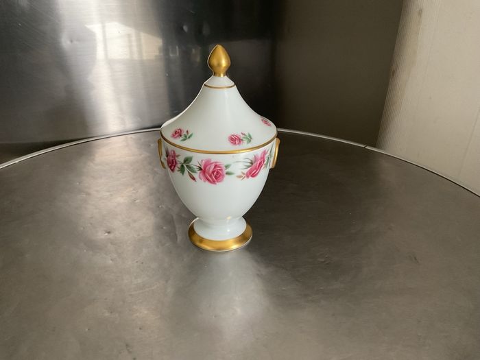 Bonbonnière porcelaine Giraud Limoges - photo numéro 3