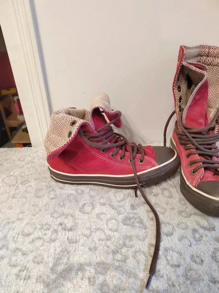 Converse Hautes Pointure 37 rouge et marron - photo numéro 5