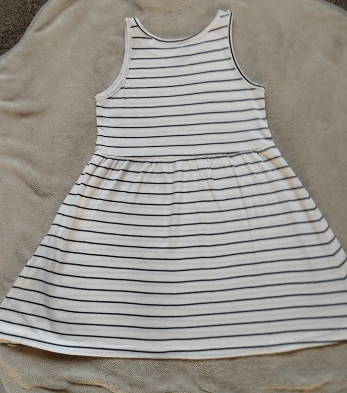 Robe 8 ans - photo numéro 3