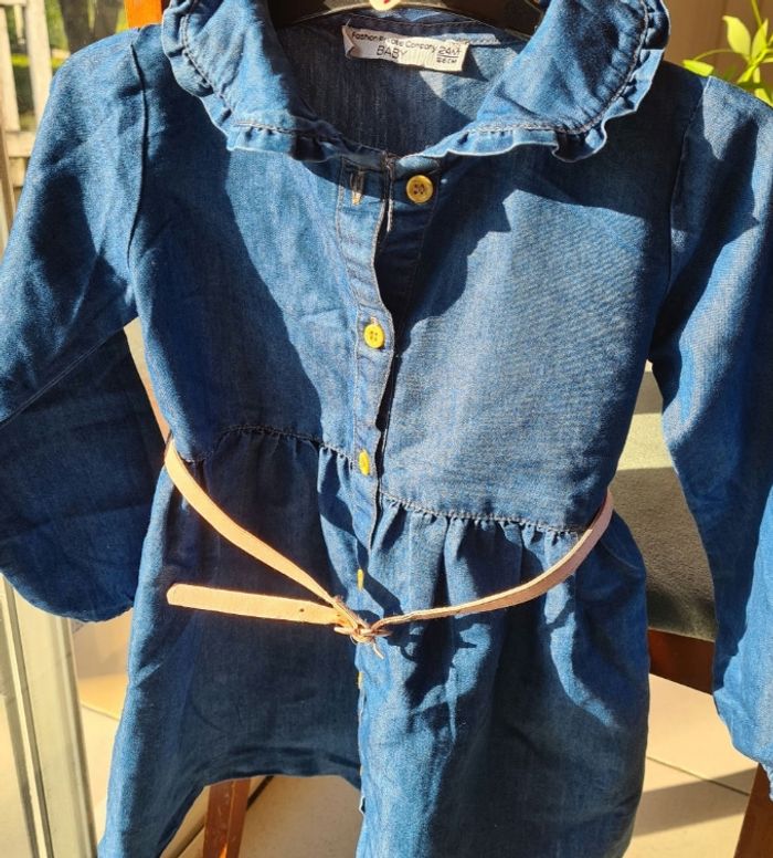 Robe jean avec ceinture - photo numéro 2