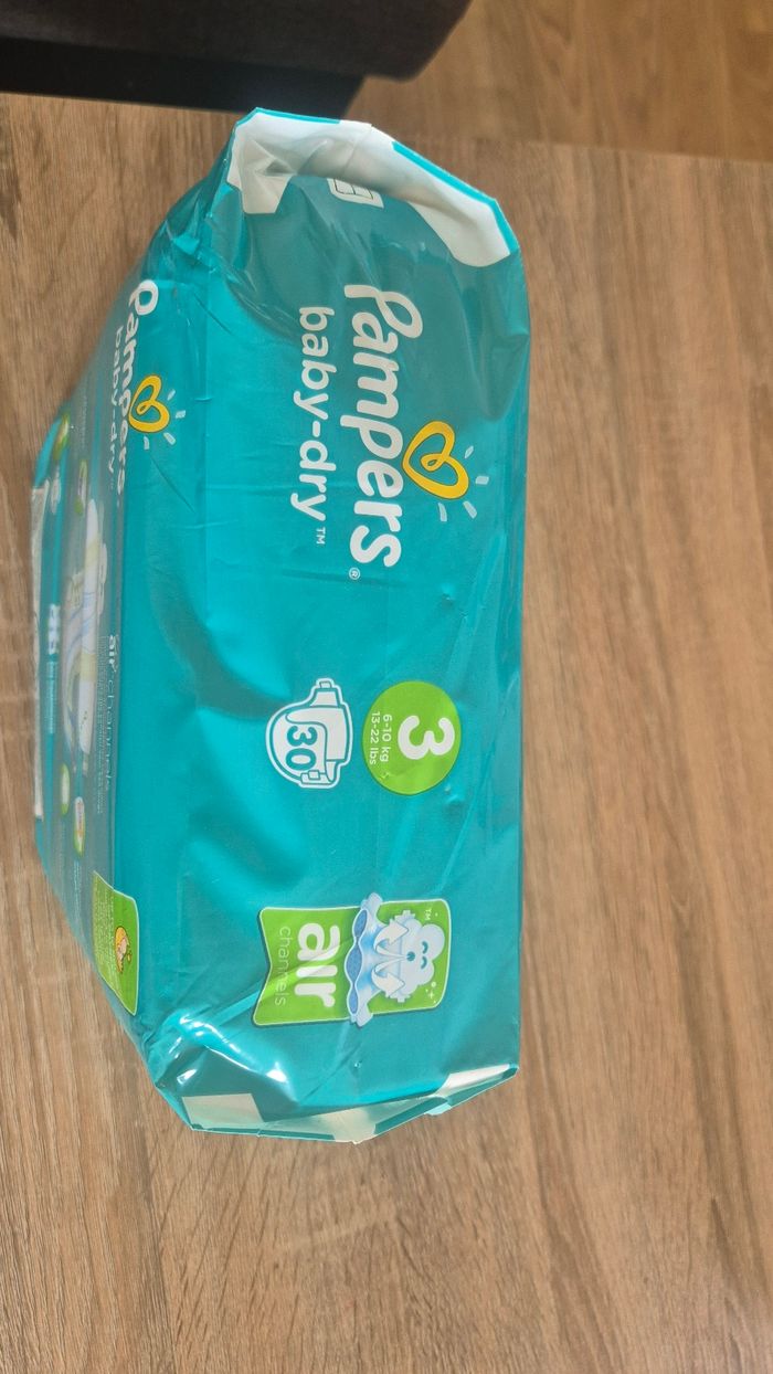 Couche Pampers - photo numéro 3