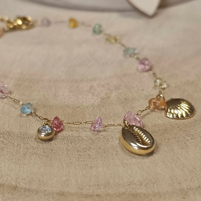 Bracelet doré en acier inoxydable avec pierres colorées et coquillages (neuf) - photo numéro 2