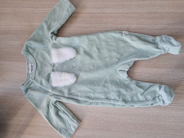 Lots de 7 pyjamas 1 mois - photo numéro 5