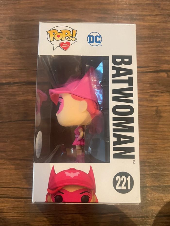 Pop Batwoman dc comics 221 - photo numéro 4