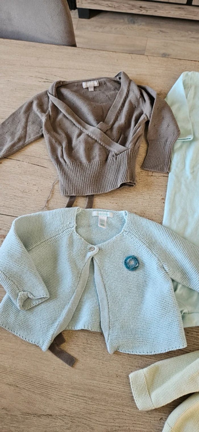 Lot de 31 vêtements fille printemps/été, taille 6 mois - photo numéro 15