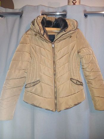 Doudoune femme marron camel zara S 36
