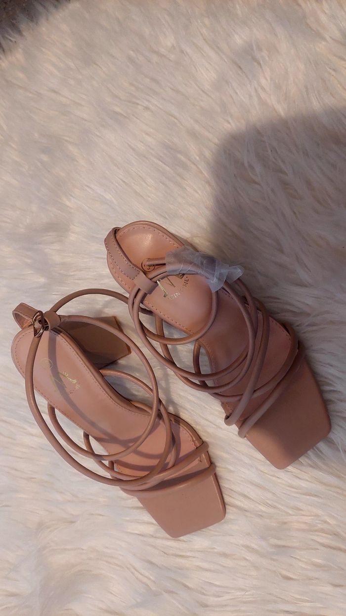 Chaussure à talon - photo numéro 4