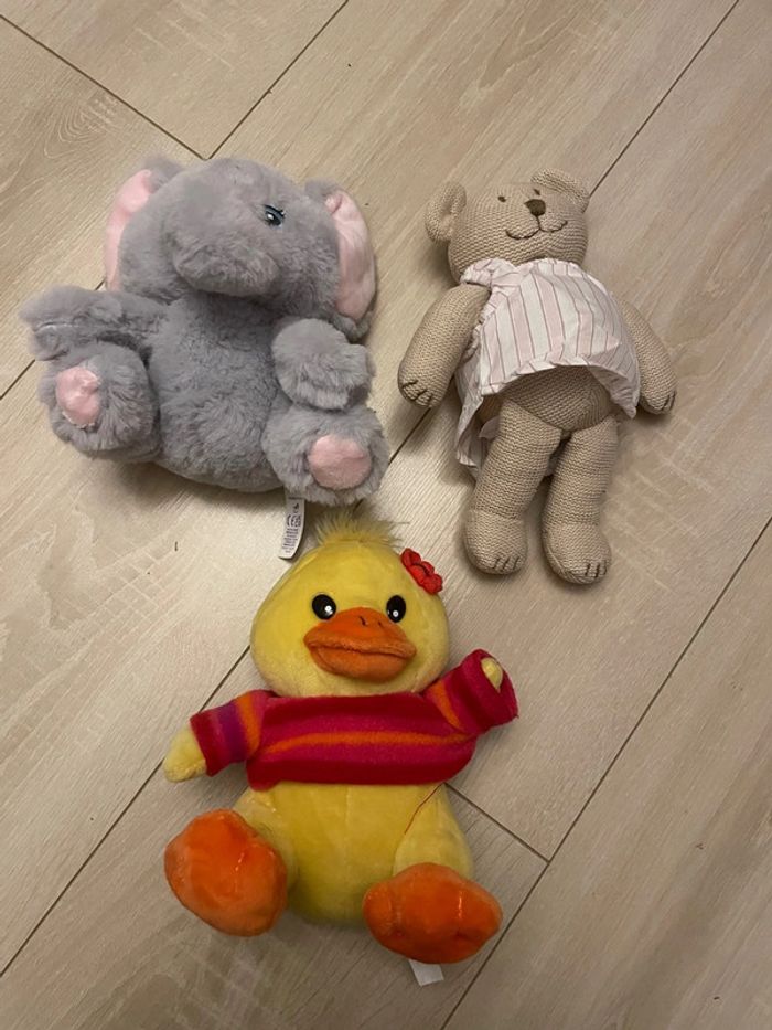 Lot de 3 peluches