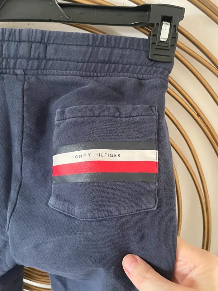 Jogging tommy Hilfiger T14 ans - photo numéro 4