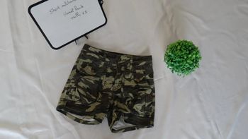 Short militaire
