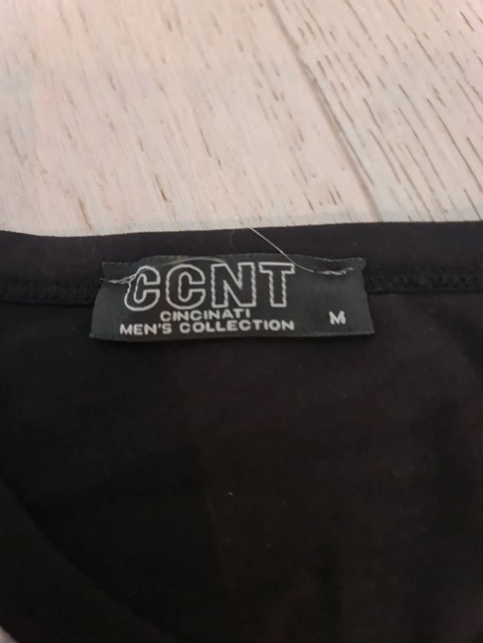 Tee-shirt neuf taille M - photo numéro 4