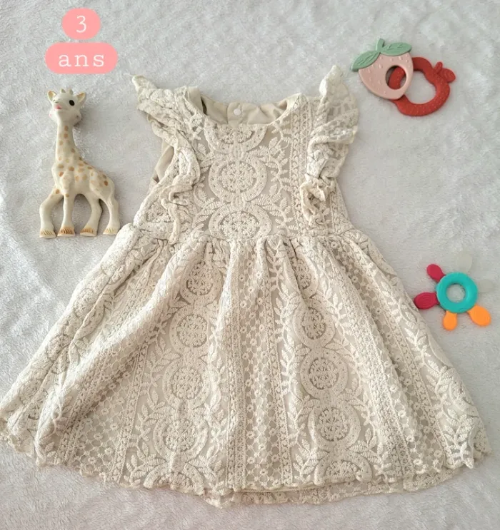 Robe couleur ivoire cérémonie 3ans
