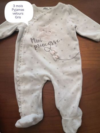 Pyjamas gris 3 mois
