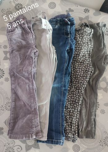 Lot de 4 pantalons et 1 leeging 
