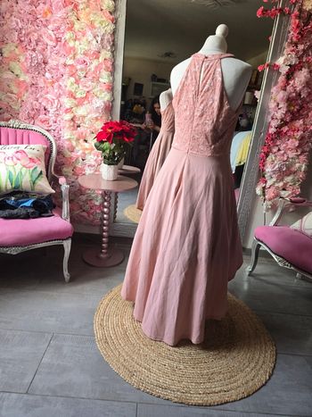 Robe cérémonie élégant rose coquette plus longue derriere taille L