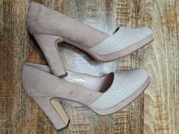 Escarpins taille 39 beige