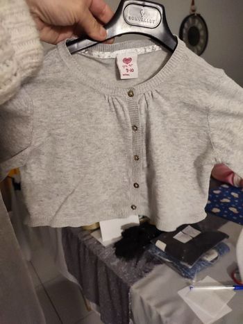 #kytie9ansfille. Boléro manche longue taille 9/10 ans