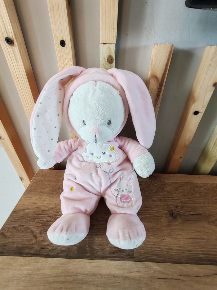 Ours max and sax blanc et rose déguisé en lapin