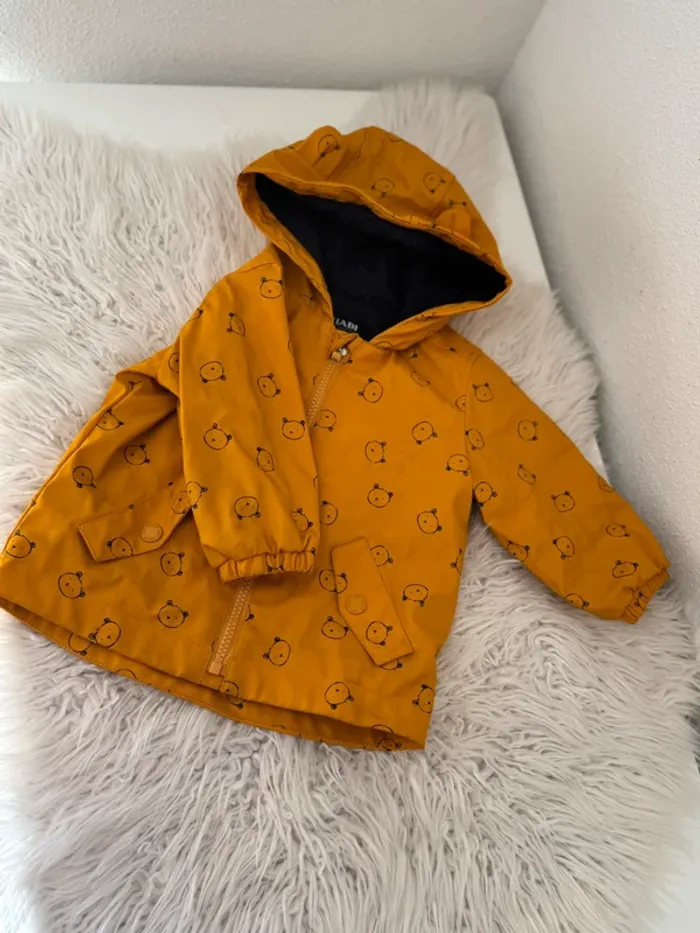 Veste imperméable jaune Kiabi 18 mois