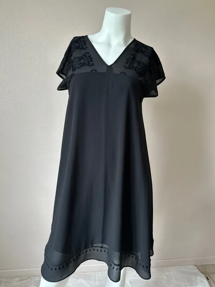 Robe Comptoir des cotonniers neuve - photo numéro 6