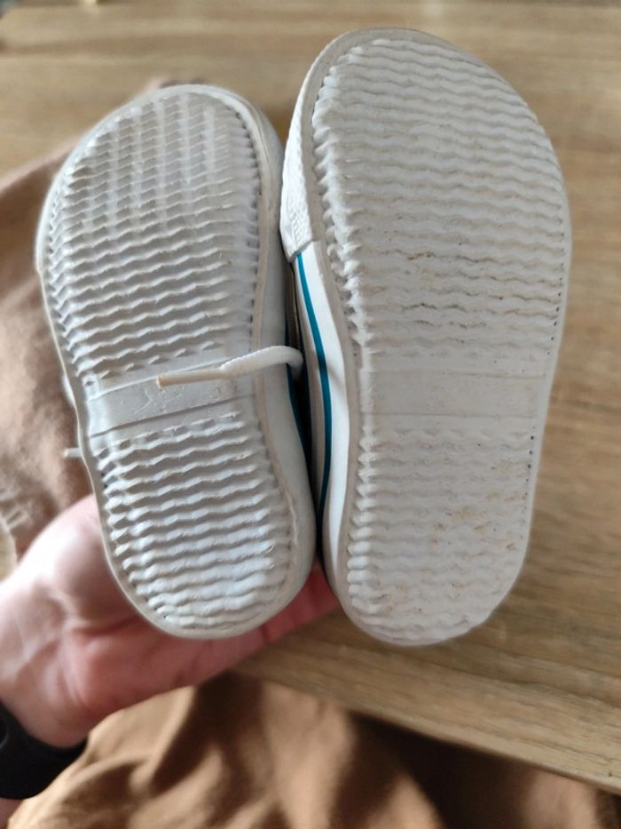Chaussures taille 18 - photo numéro 2