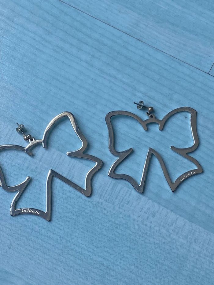 Boucles d’oreilles en forme de noeud les nereides