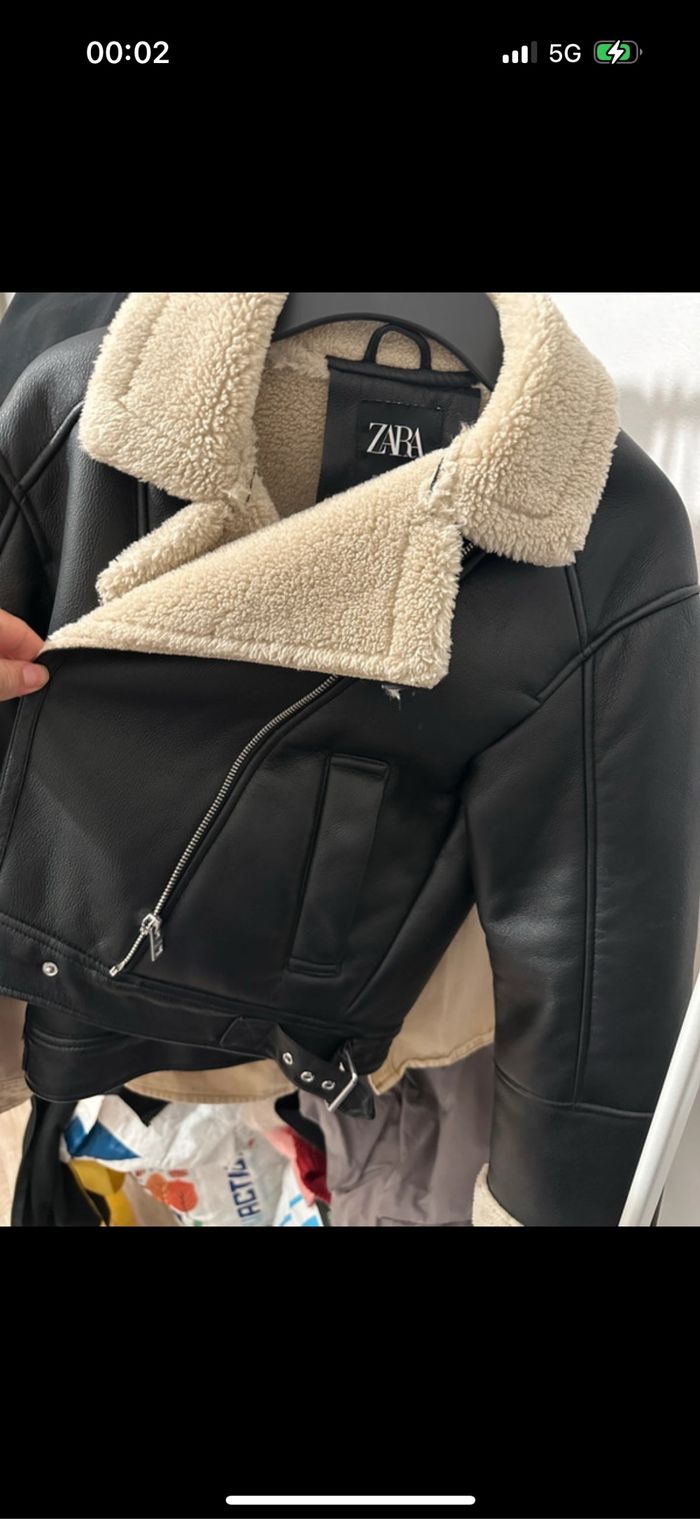 Blouson biker Zara cuir noir doublé mouton – effet peau lainée – chaud et tendance - photo numéro 2