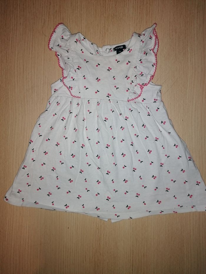 Lot robes 6 mois - photo numéro 4