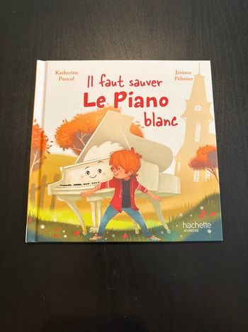 Livre Macdo -  Il faut sauver le piano blanc