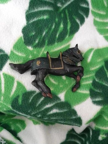 Cheval noir papo
