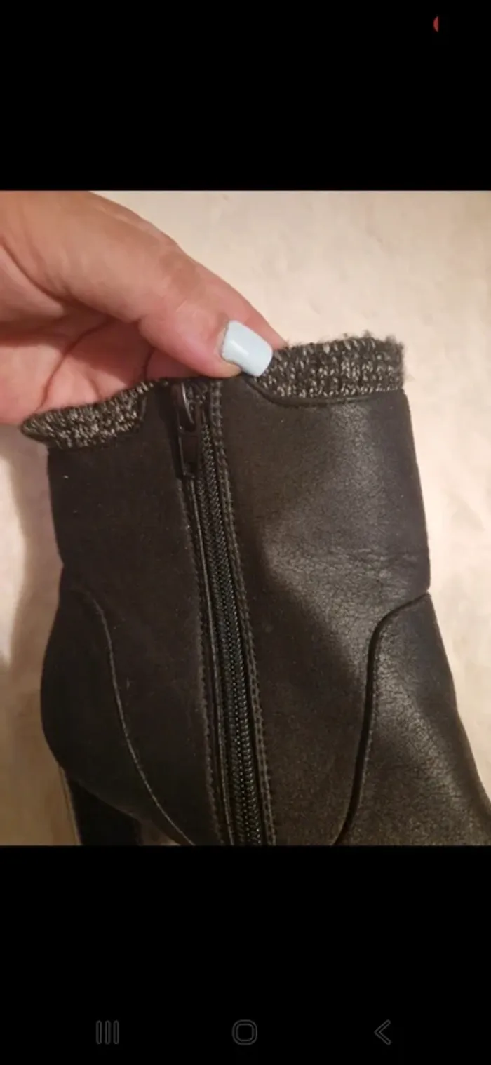 Bottines neuve en 39 - photo numéro 2