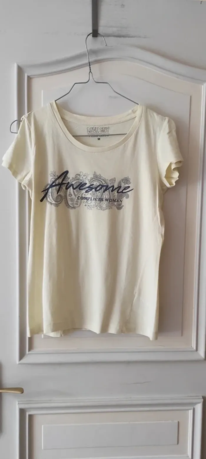 💐T-shirt manches courtes - Complice - taille M - Très bon état 💐